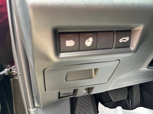 New 2026 Toyota Grand Highlander AWD image 40