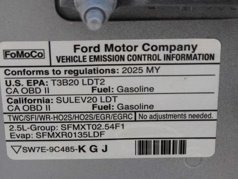 Used 2025 Ford Maverick Lariat w/ Black Appearance Package AWD/4WD image 14