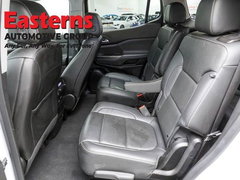 Used 2023 GMC Acadia SLT image 22