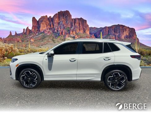 New 2026 Volkswagen Tiguan SEL R-Line AWD/4WD image 3