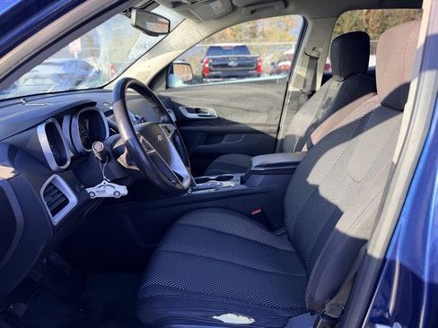 Used 2010 Chevrolet Equinox LT w/ Vehicle Interface Package image 5
