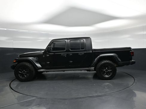 Used 2022 Jeep Gladiator Sport AWD/4WD image 25