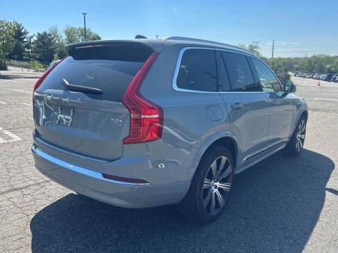 Used 2025 Volvo XC90 T8 Plus w/ Protection Package Premier AWD/4WD image 6
