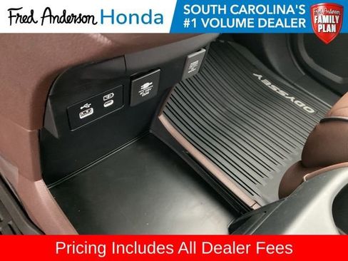 New 2026 Honda Odyssey Touring image 14