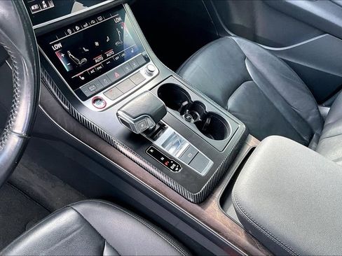 Used 2020 Audi Q7 3.0T Premium Plus image 17