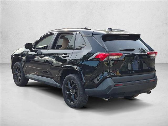 Used 2021 Toyota RAV4 XLE FWD image 7