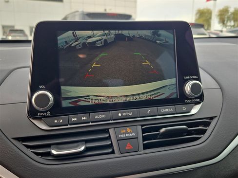 Certified 2025 Nissan Altima 2.5 S image 22