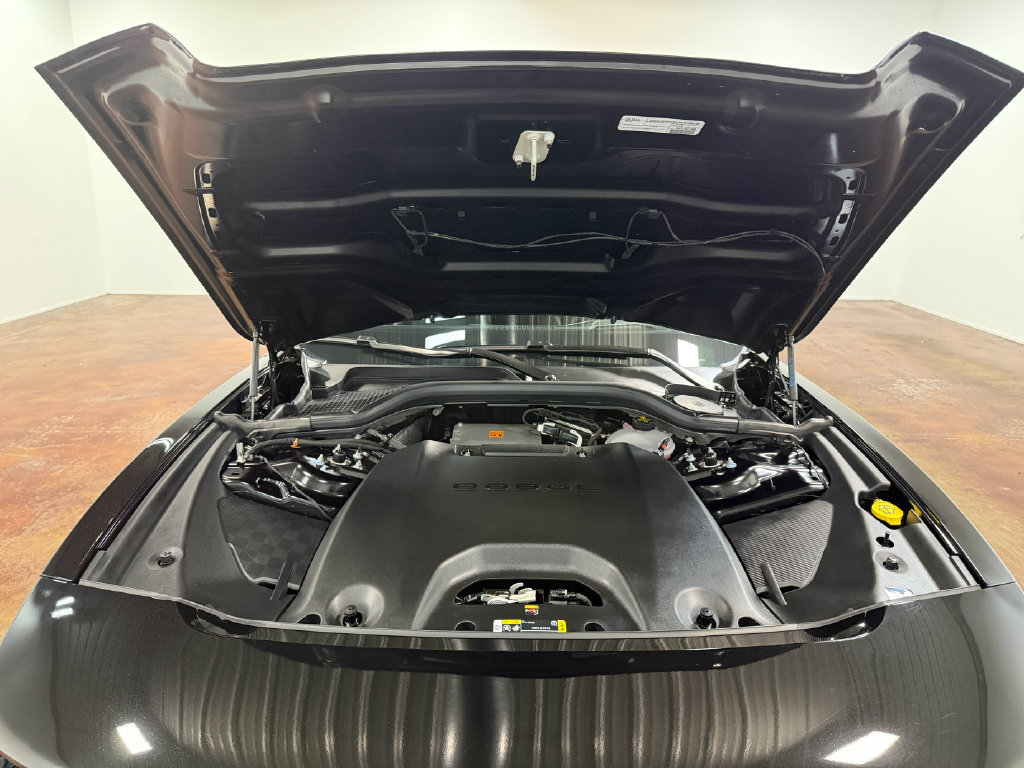 Used 2025 Dodge Charger Daytona Scat Pack w/ Track Pack AWD/4WD image 17