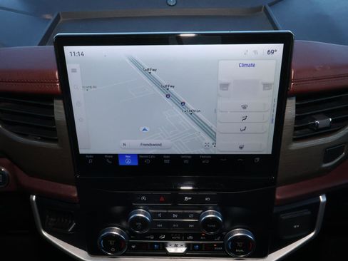 Used 2024 Ford Expedition Limited image 33