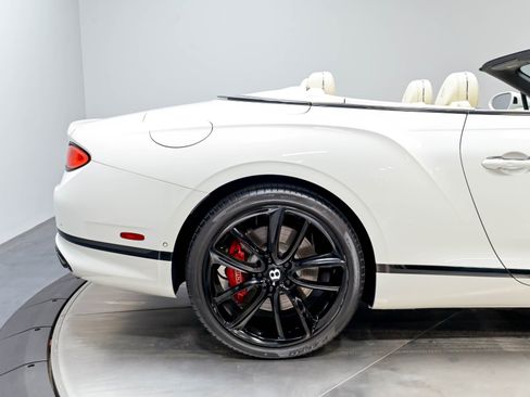 Used 2020 Bentley Continental GT AWD/4WD image 20