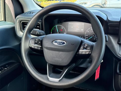 Certified 2023 Ford Maverick XL FWD image 24