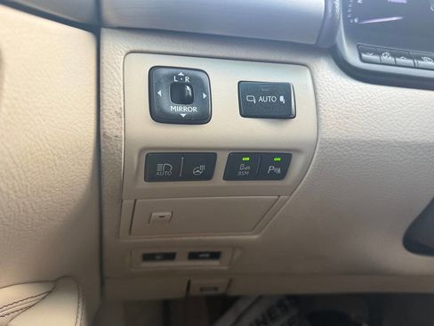 Used 2013 Lexus LS 460 Base 4dr Sedan image 42