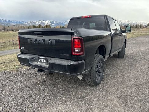 New 2026 RAM 2500 Big Horn AWD/4WD image 36