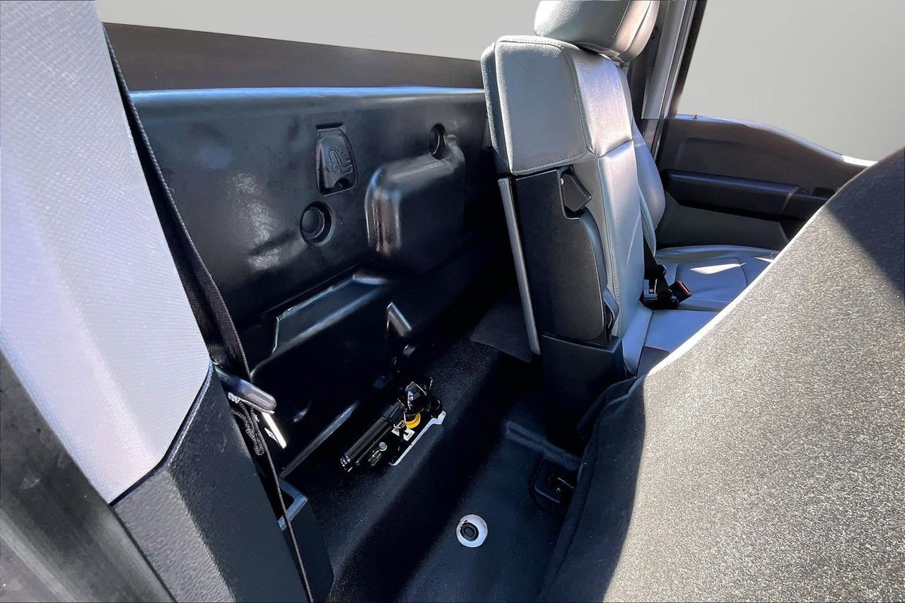 Used 2023 Ford F250 XL RWD image 21