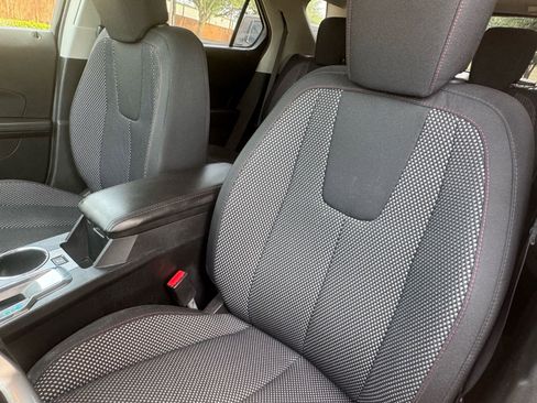Used 2016 Chevrolet Equinox LT FWD image 23
