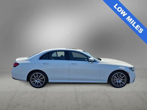 Used 2022 Mercedes-Benz E 350 Sedan w/ Driver Assistance Package image 9