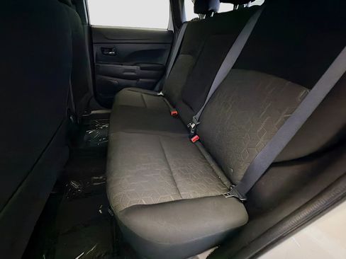 Used 2024 Jeep Wrangler Sport S image 12