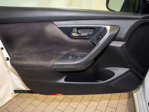 Used 2013 Nissan Altima 2.5 S image 10