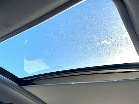 Used 2024 Chevrolet Malibu LT image 36