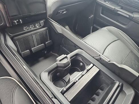 New 2025 RAM 2500 Limited image 11