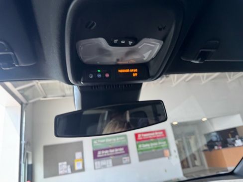 Used 2024 Chevrolet Colorado Trail Boss w/ Advanced Trailering Package image 22