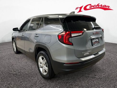 Certified 2023 GMC Terrain SLE image 21