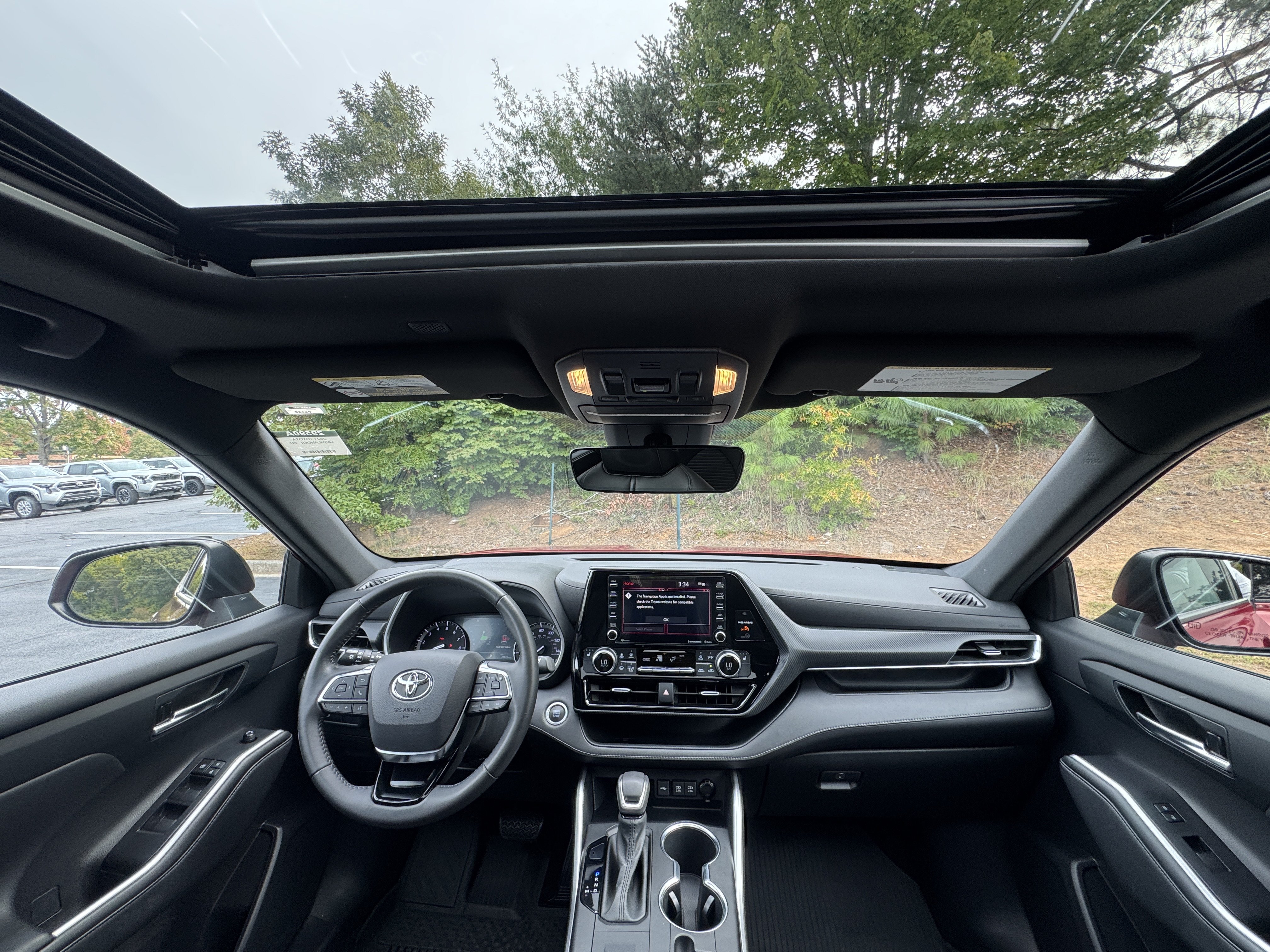 Certified 2021 Toyota Highlander XSE FWD image 22