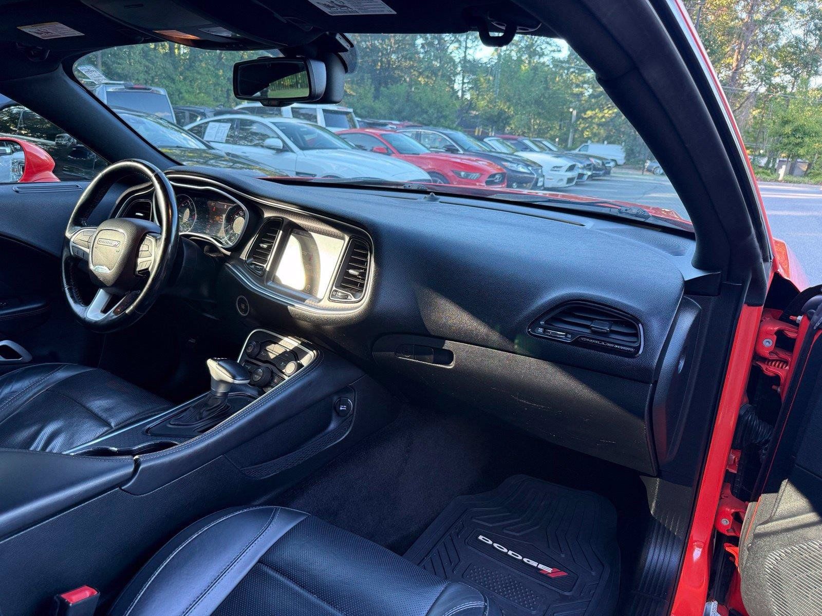 Used 2016 Dodge Challenger SXT Plus RWD image 20