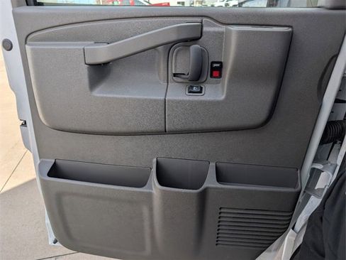New 2024 Chevrolet Express 3500 w/ Power Convenience Package image 7