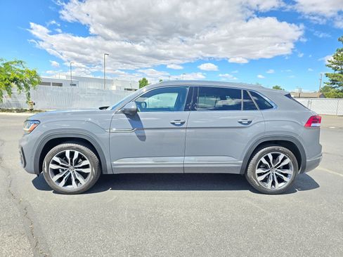 Used 2023 Volkswagen Atlas Cross Sport SEL Premium R-Line AWD/4WD image 3