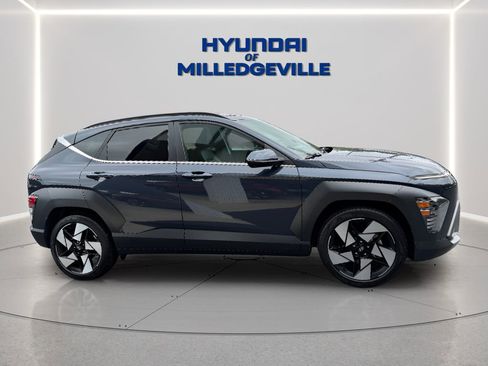 Used 2024 Hyundai Kona Limited FWD image 7