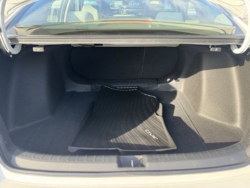 Used 2023 Honda Civic EX image 5