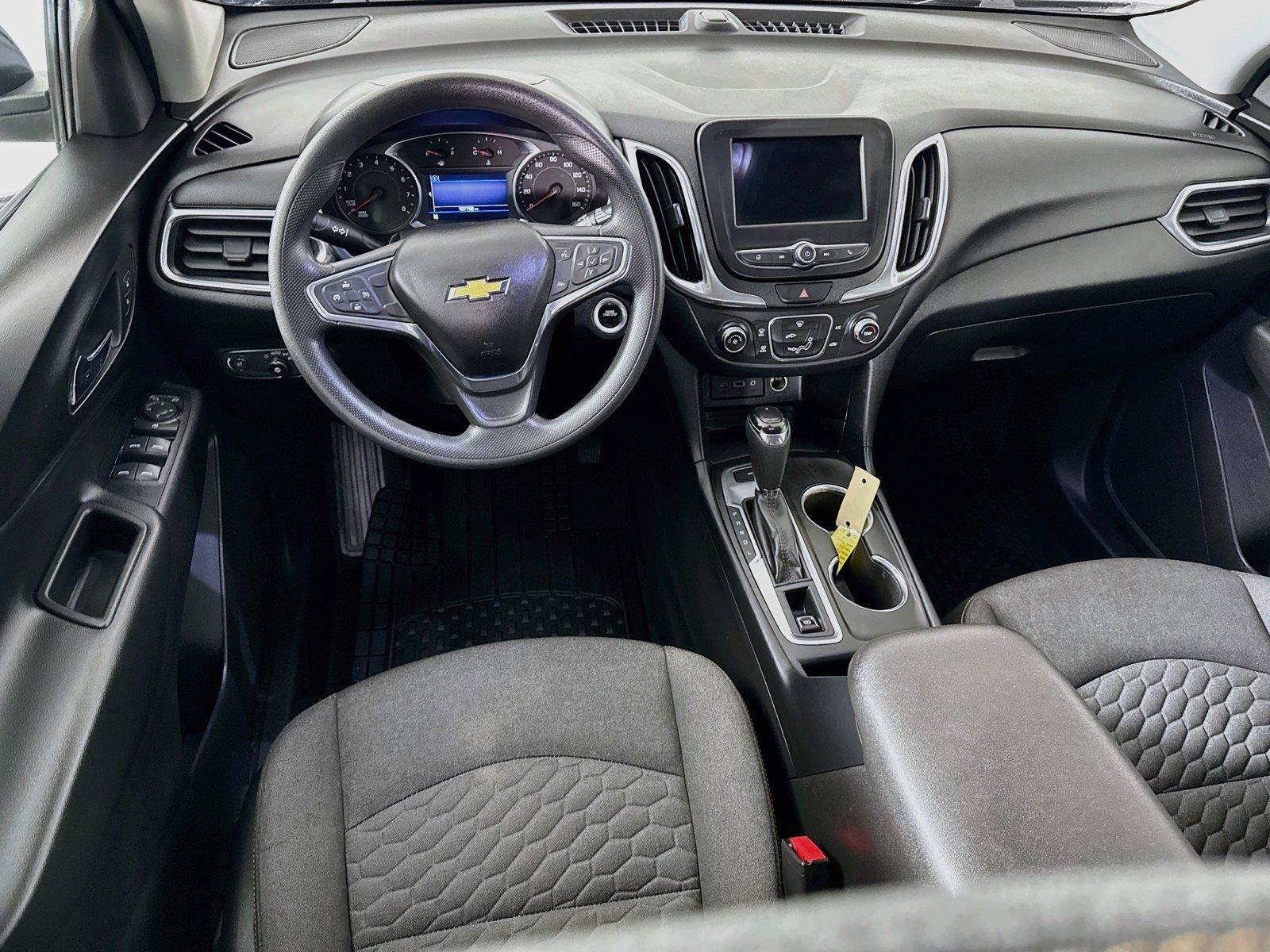 Used 2019 Chevrolet Equinox LT AWD/4WD image 2