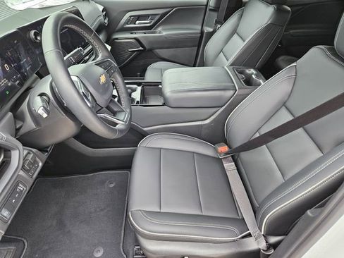 New 2026 Chevrolet Silverado EV LT image 9