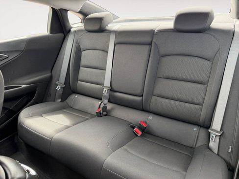 Used 2024 Chevrolet Malibu LT FWD image 17