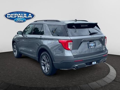 Used 2023 Ford Explorer XLT w/ Equipment Group 202A AWD/4WD image 4