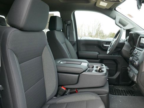 New 2026 Chevrolet Silverado 1500 Custom Trail Boss w/ Dark Appearance Package AWD/4WD image 10