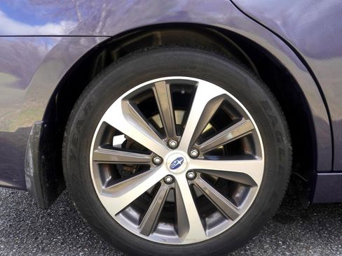 Used 2017 Subaru Legacy 2.5i Limited image 34