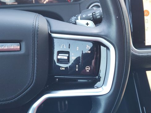 Certified 2023 Land Rover Range Rover Velar R-Dynamic S image 32