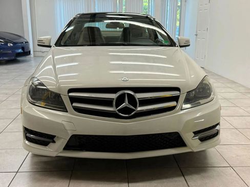 Used 2012 Mercedes-Benz C 250 Coupe image 2