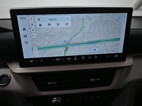 New 2025 Ford Explorer Active image 4