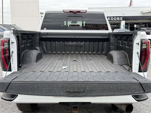 Used 2024 GMC Sierra 2500 AT4 w/ AT4 Premium Plus Package image 9