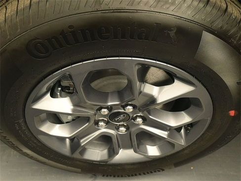 New 2026 Ford Maverick XLT w/ XLT Luxury Package image 15