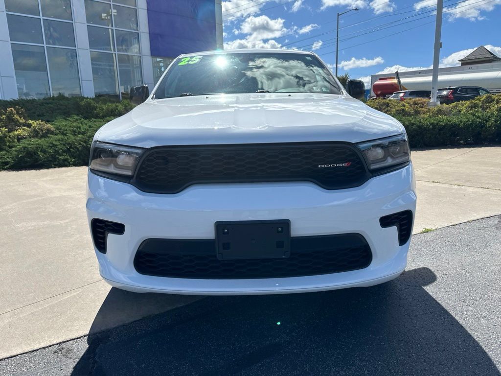 Used 2025 Dodge Durango GT AWD/4WD image 2