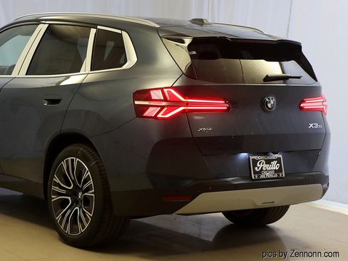 Used 2025 BMW X3 xDrive30i image 8