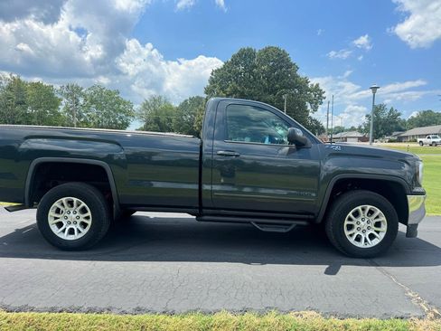 Used 2017 GMC Sierra 1500 SLE w/ Suspension Package, Off-Road AWD/4WD image 2