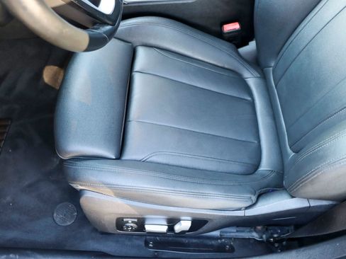 Used 2019 BMW 330i Sedan image 16