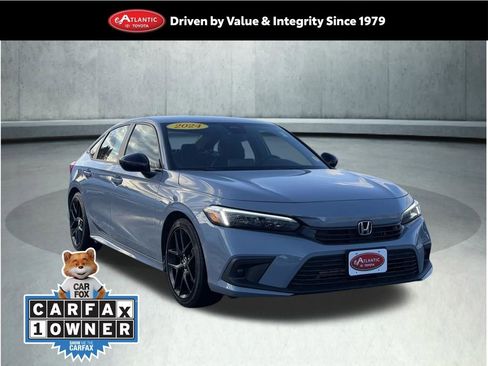 Used 2024 Honda Civic Sport image 1