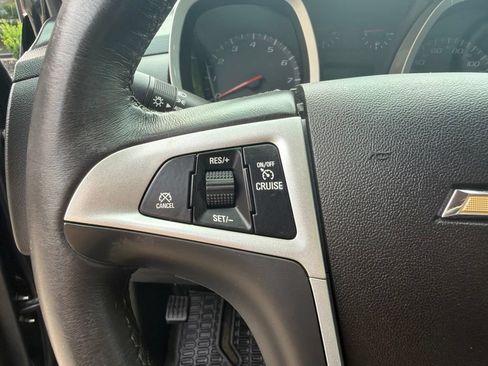 Used 2017 Chevrolet Equinox LT AWD/4WD image 31