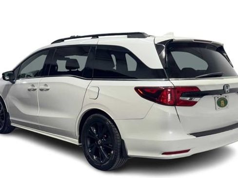 Used 2023 Honda Odyssey Sport image 4